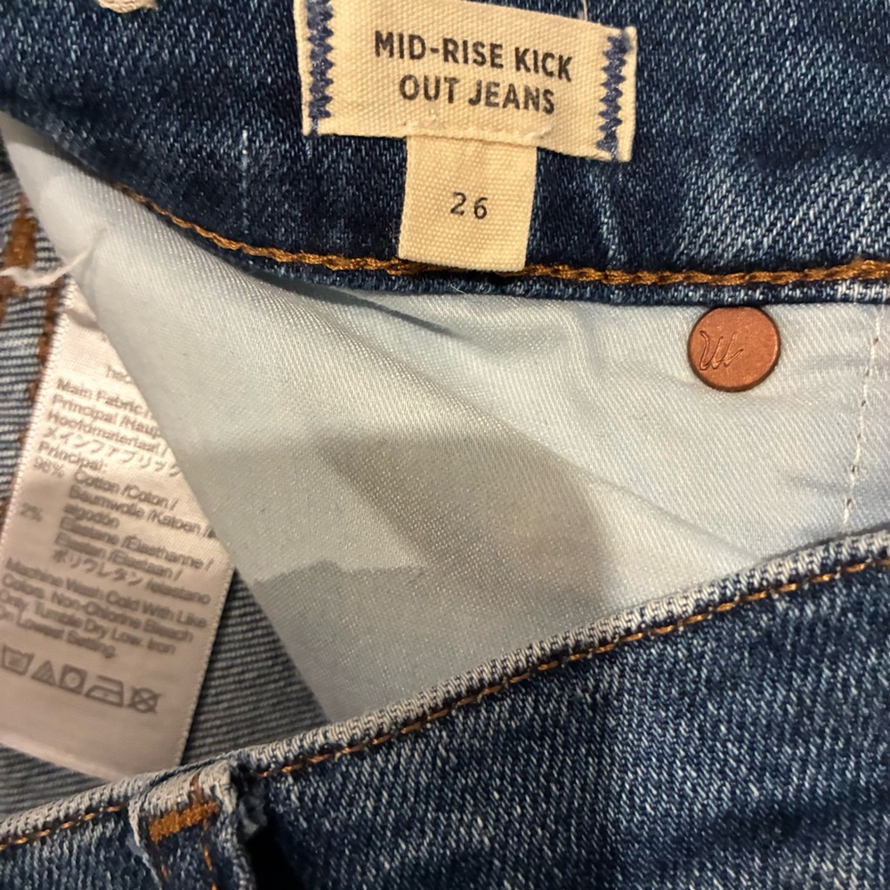 Madewell Jeans Women’s 26 Blue Mid Rise Kick Out Ankle Raw Hem LIKE NEW! - Picture 10 of 10